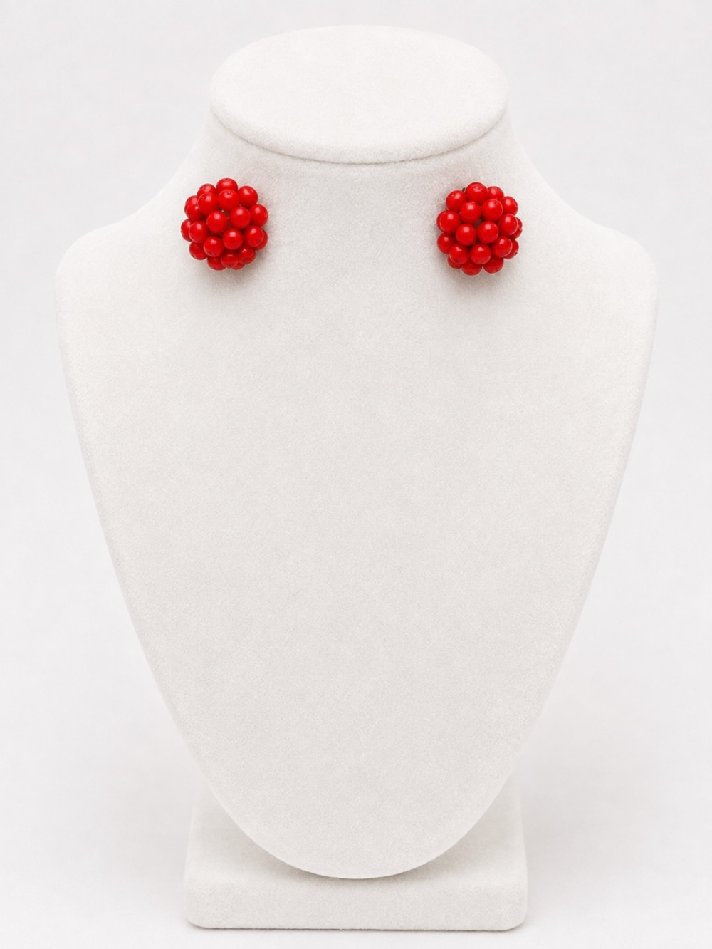 Laguna Red Clusters Earrings Clip On Beaded Earrings Faceted Bead “VTG” SIGNED
